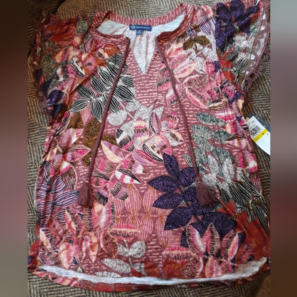 Democracy Bohemian top